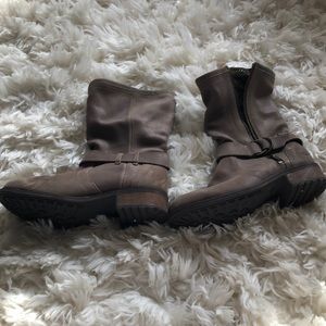 Ugg Leather Boots